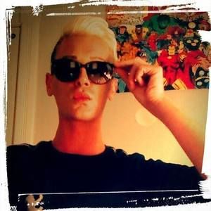 Meet your Posher, Charles